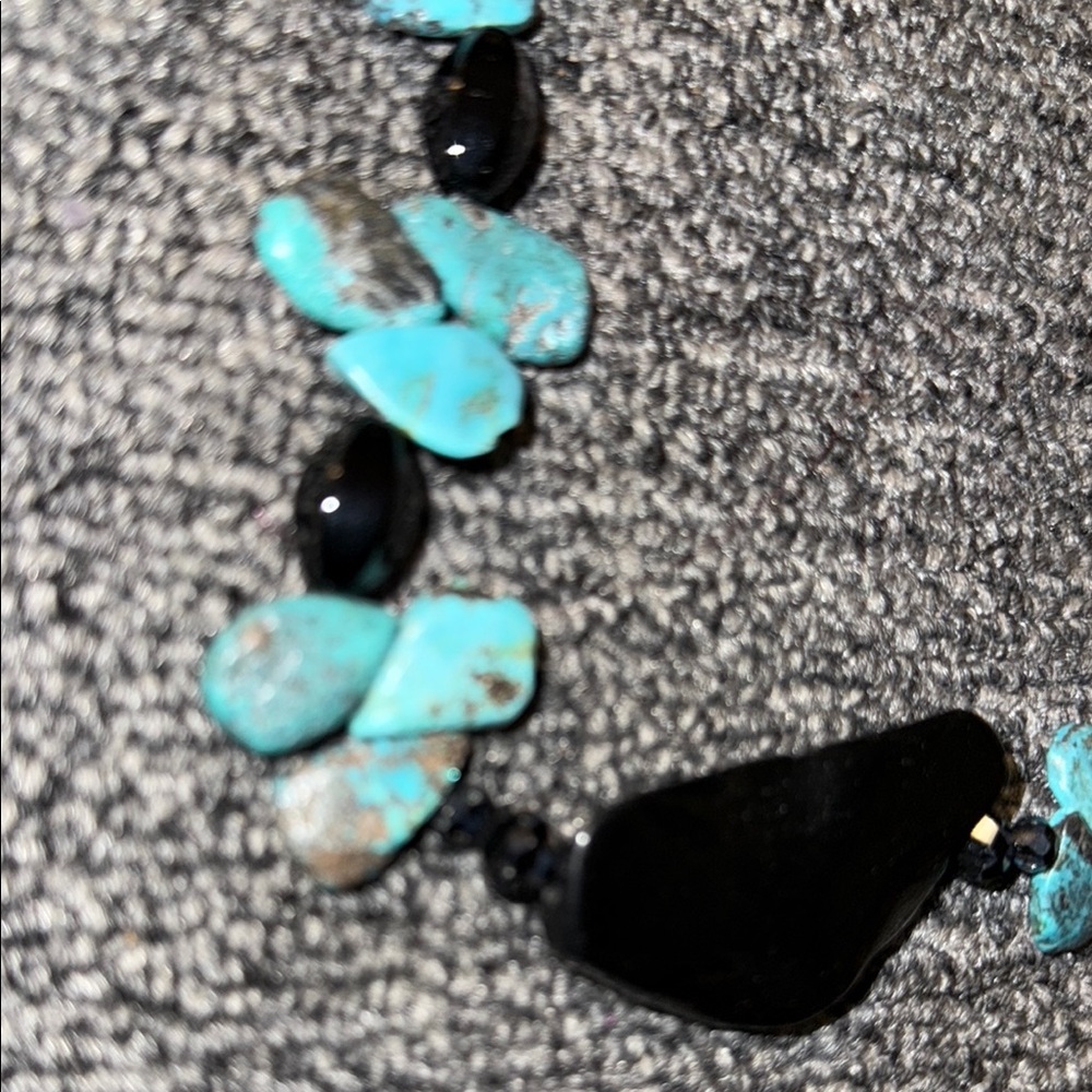 Turquoise and Black Beaded Necklace - Picture 3 of 10